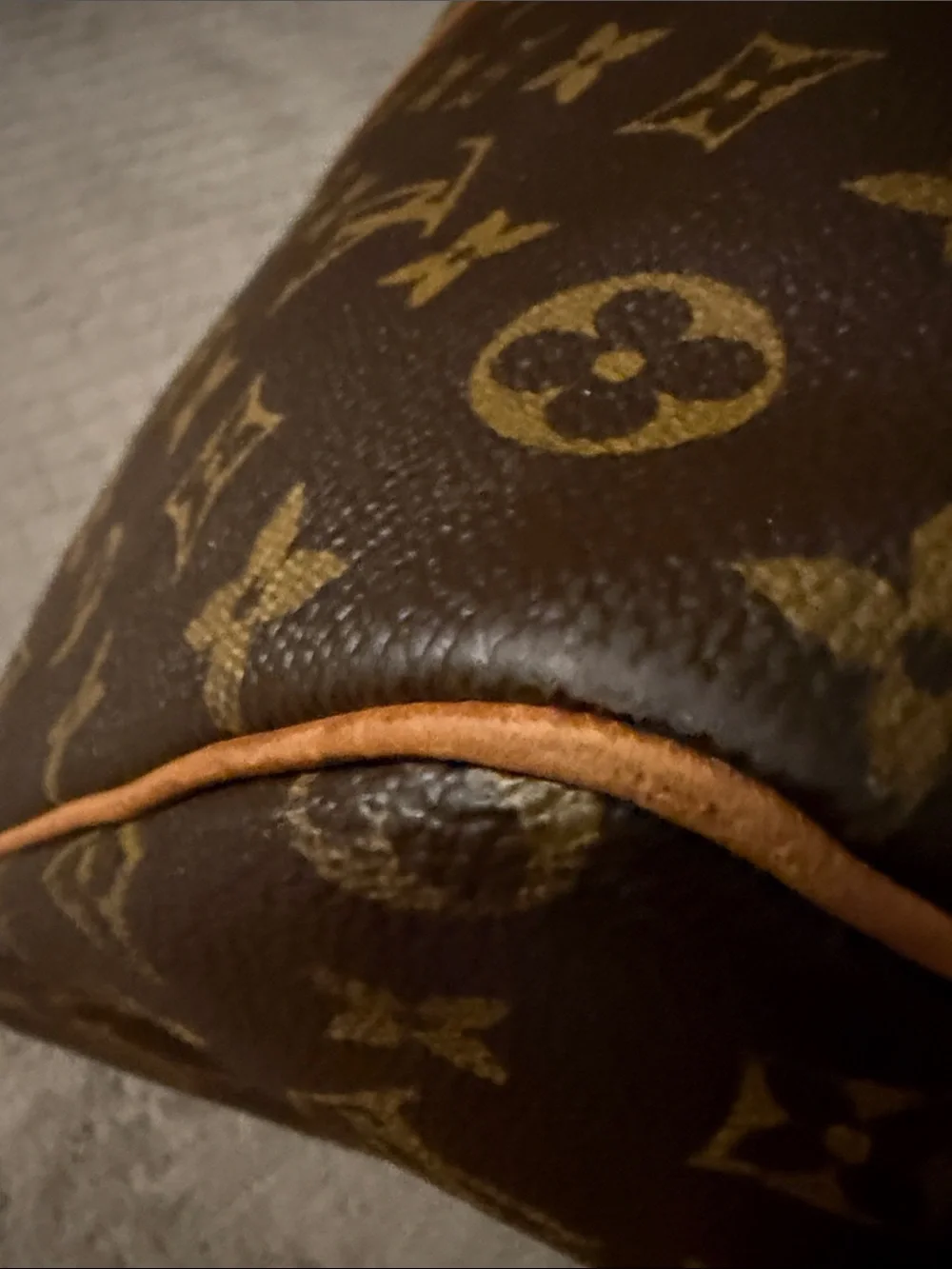 Louis Vuitton Monogram Canvas Keepall Travel Bag with Tan Trim Authentic LV 60